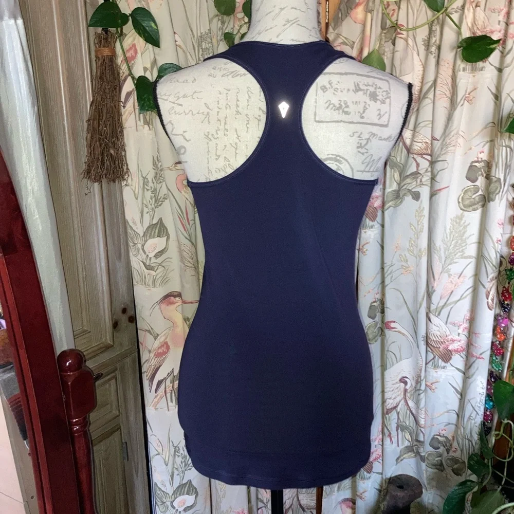 Ivivva by Lululemon Big Girls Juniors Reversible Stripe Blue Athletic Tank sz 14 - Picture 9 of 10